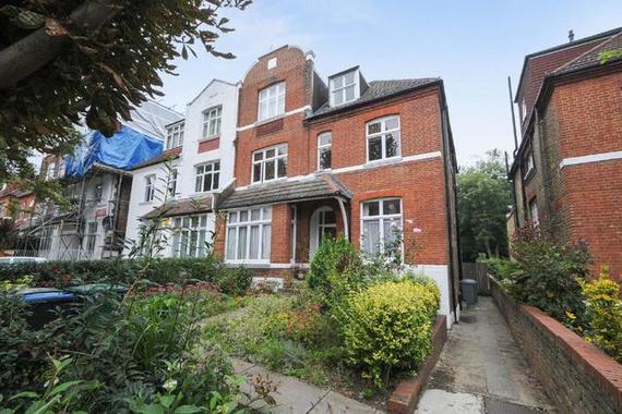 2 bedroom Flat for s...